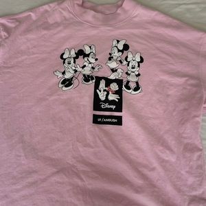 Uniqlo Disney Friend UT collection